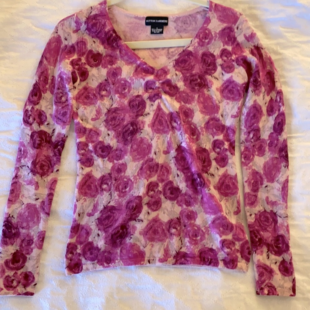 Sutton cashmere lightweight sweater